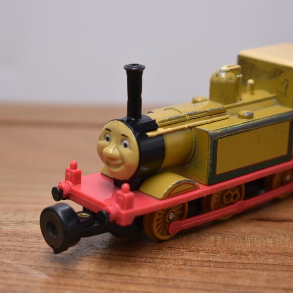 Stepney Bandai Vintage 1995 N. 48738 Japan Thomas Tank Engine Magnetic Coupler - Picture 2 of 8